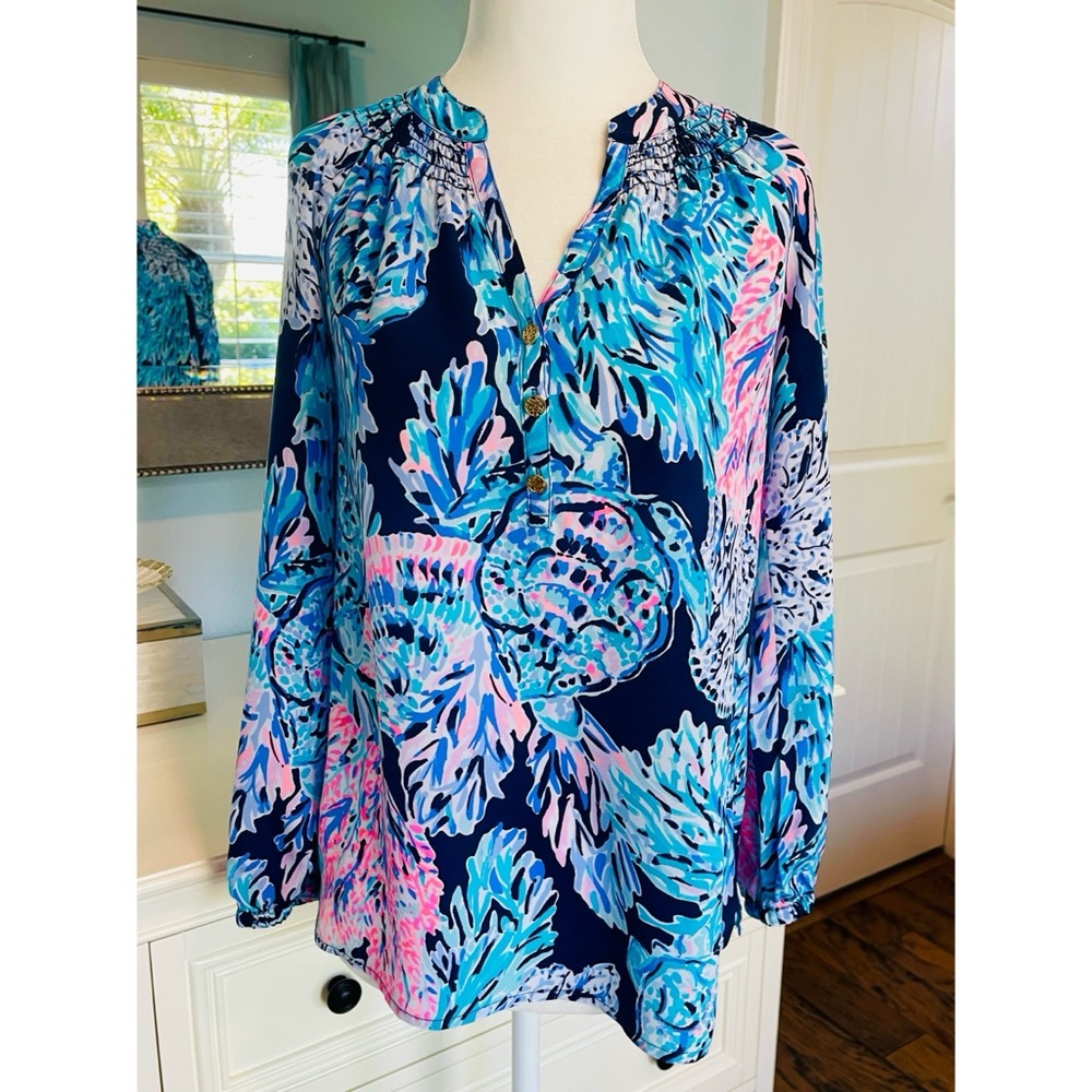 Lilly Pulitzer Elsa silk blouse Party in Paradise,  Size XXS